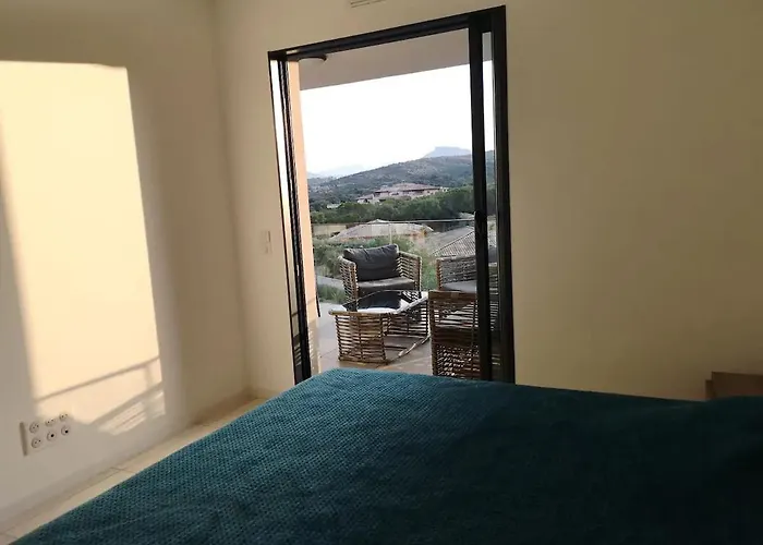 Magnifique T2 Neuf A 100 M De La D'agosta Apartment Albitreccia