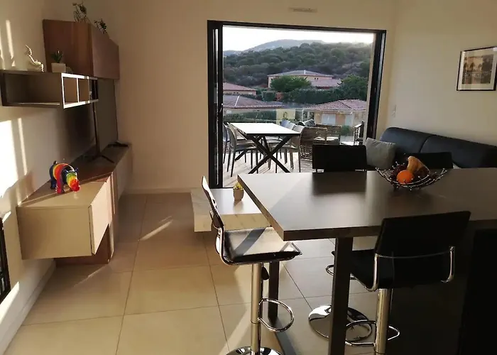 Appartement Magnifique T2 Neuf à 100 M De La D'agosta